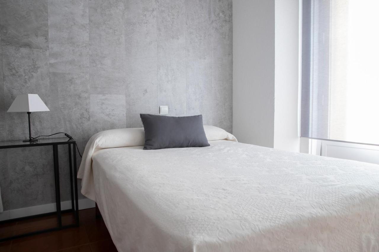 Hostal Tokio Мадрид Екстер'єр фото